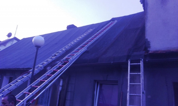 ZDUNY | Pożar dachu